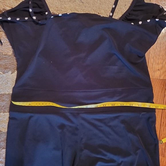 Jumpsuit - Picture 8 of 10